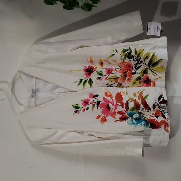 Liz Claiborne La Vie En Rose  Blazer. - Picture 8 of 8